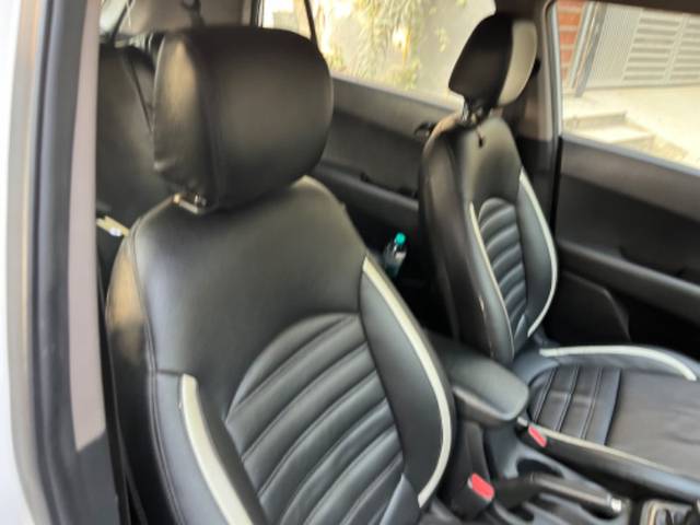 https://images10.gaadi.com/usedgaadi-sellcar/UsedCar/60b12f63-50bd-410c-8d4b-34bce0962944/039f4d9d-2ff7-4710-97da-5a1f1fb9e61c.jpeg?imwidth=6402