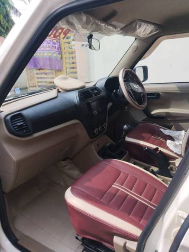 https://images10.gaadi.com/usedgaadi-sellcar/UsedCar/60f4e9d9-4291-4359-9265-93e71206c498/902befe9-9503-409f-bae5-46b173d893cd.jpg?imwidth=6402
