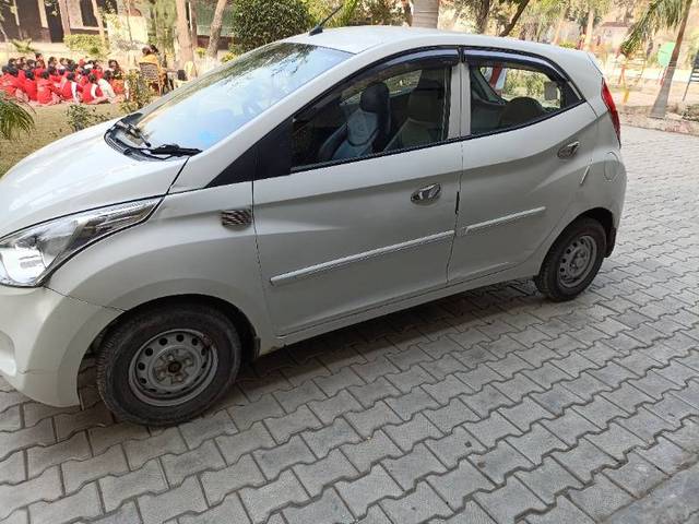 https://images10.gaadi.com/usedgaadi-sellcar/UsedCar/60fbee07-ca12-4142-896d-c6a76cd00630/02a37eb3-88c3-4cb0-9b02-9412f8cbf382.jpg?imwidth=6400