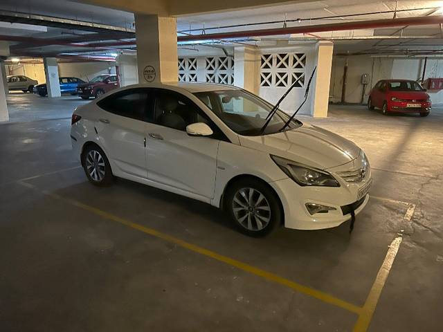 https://images10.gaadi.com/usedgaadi-sellcar/UsedCar/61244d91-b370-43ec-bd3f-47bf57f0a18b/248fe1e8-49e9-471c-be47-2a70cdc6e2ad.jpeg?imwidth=6400