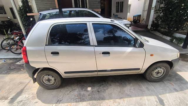 https://images10.gaadi.com/usedgaadi-sellcar/UsedCar/61603452-2cdd-4a6d-96b3-9210943ecba3/0195c89b-d391-425f-881e-6434f1a8a660.jpg?imwidth=6401