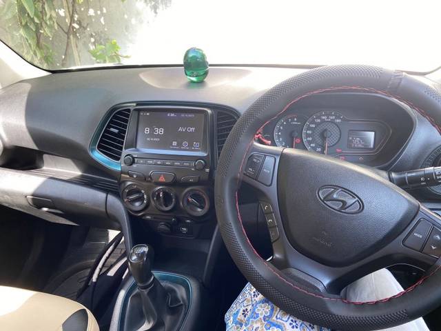 https://images10.gaadi.com/usedgaadi-sellcar/UsedCar/618e55aa-6a56-4e29-b44a-38a34190b030/d2e7c54f-9d4a-4016-b18f-742ef4b5b24a.jpeg?imwidth=6401