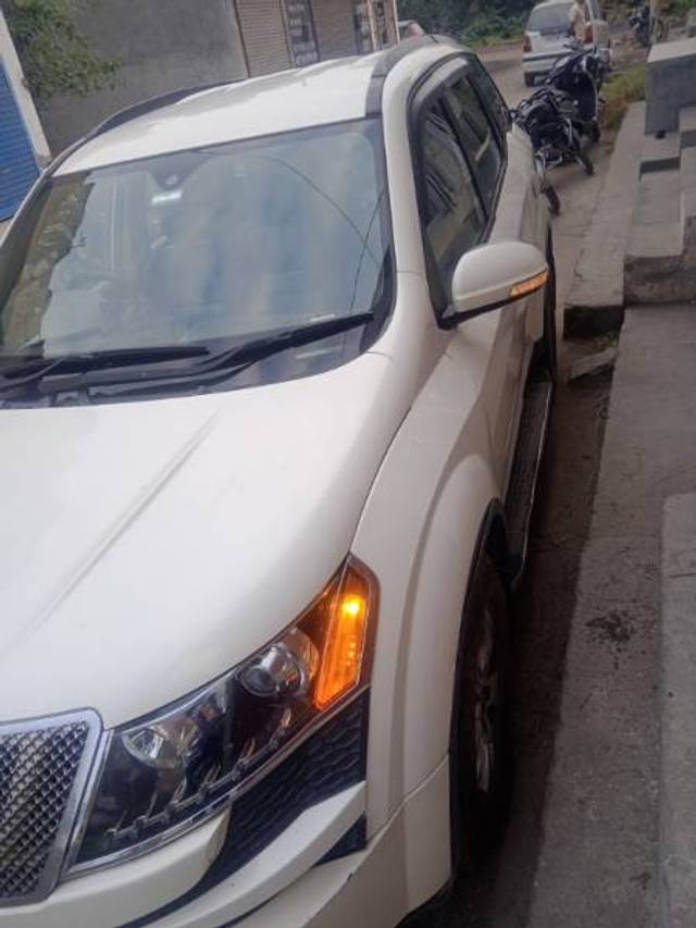 https://images10.gaadi.com/usedgaadi-sellcar/UsedCar/61be849d-7d1f-4d7d-8ad7-0375ffc0f277/5f0aed83-111c-4986-881a-2a6f62c805d5.jpeg?imwidth=6402