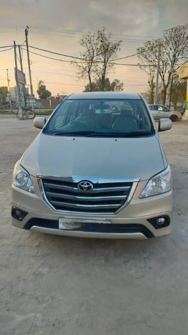 https://images10.gaadi.com/usedgaadi-sellcar/UsedCar/61efaca3-85ae-4286-b0e5-fe9c3c5eca08/fff8ed04-b834-463a-b807-7928bdfe8b21.jpg?imwidth=6402