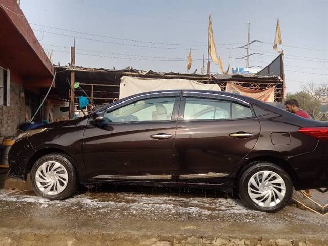 https://images10.gaadi.com/usedgaadi-sellcar/UsedCar/62335e16-2bbc-4b2e-b77e-46d11c8bdcfc/10dfba12-7a4e-4f81-b43f-5175b1500978.jpg?imwidth=6401