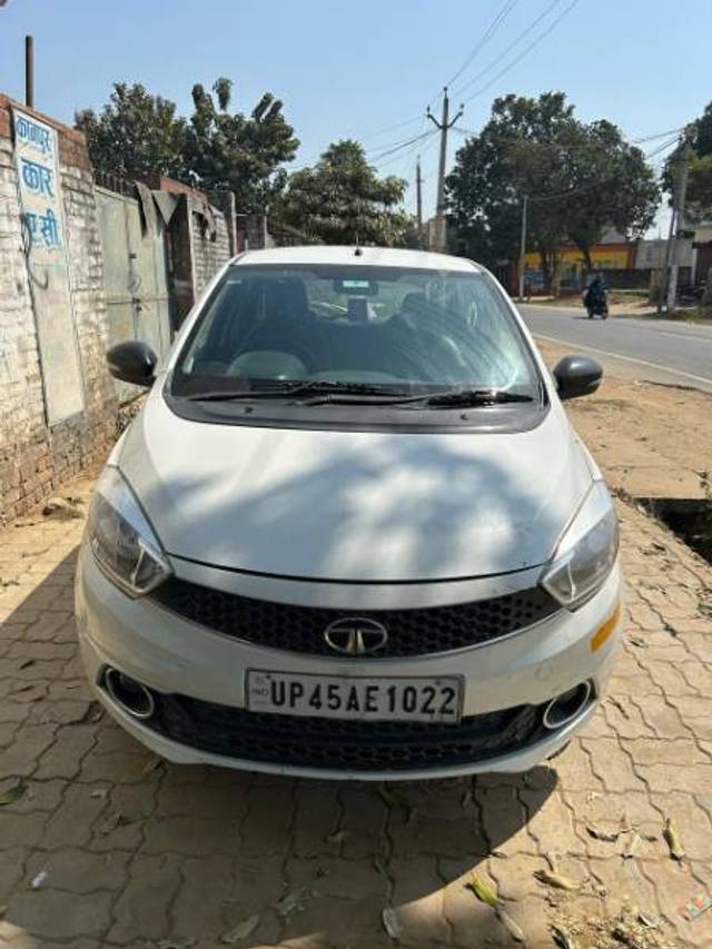 https://images10.gaadi.com/usedgaadi-sellcar/UsedCar/62355b9b-65c4-4bc0-b810-8fb24c47a07e/2f1fb588-fb31-4767-a9a8-74b377d41090.jpg?imwidth=6400