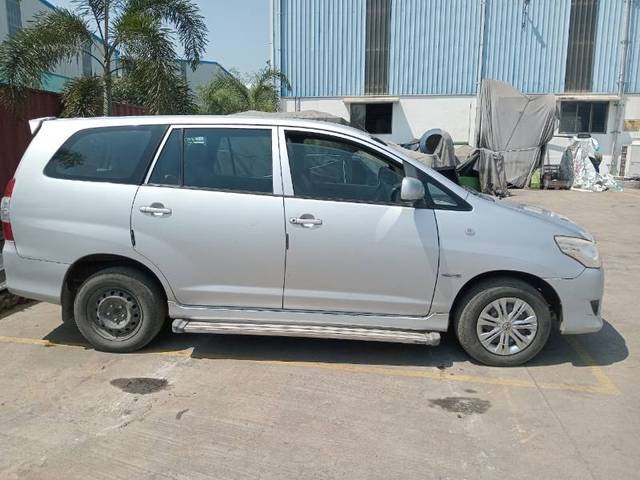 https://images10.gaadi.com/usedgaadi-sellcar/UsedCar/62425b40-593a-44e0-97a4-49442f8c36ff/d32066e1-ed7a-4e22-90de-ac70a70191b9.jpeg?imwidth=6401