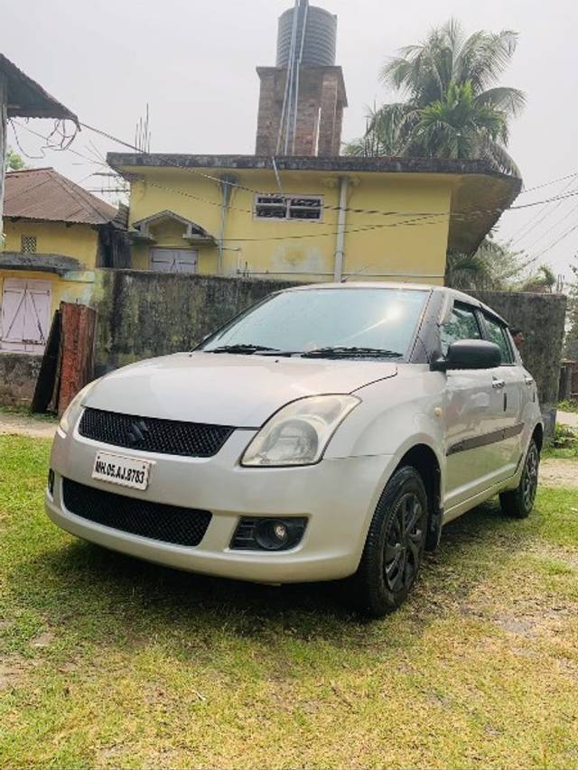 https://images10.gaadi.com/usedgaadi-sellcar/UsedCar/62c2a76a-1c4e-4fc3-a8f1-008418853de2/a726d0f8-3e69-4e46-814f-cae269188828.jpg?imwidth=6400