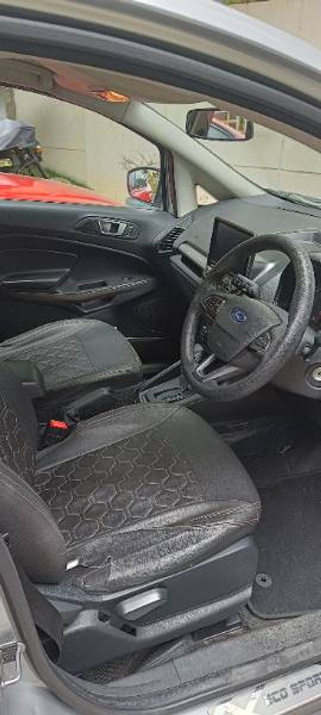 https://images10.gaadi.com/usedgaadi-sellcar/UsedCar/633759d6-4364-46a4-a22e-d0b59f9b5b84/bd72285f-91ec-427d-ace3-0ebd69ac6932.jpg?imwidth=6402