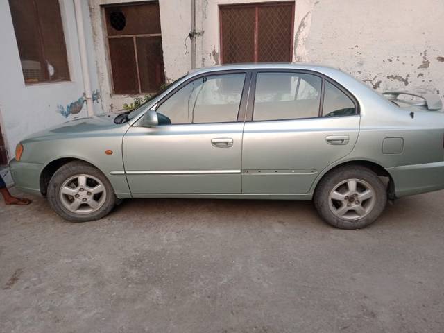 https://images10.gaadi.com/usedgaadi-sellcar/UsedCar/639f7256-0999-4139-96e9-1e95ccb08962/056cd4ef-c15f-4cac-92a0-5af874ef404b.jpeg?imwidth=6400