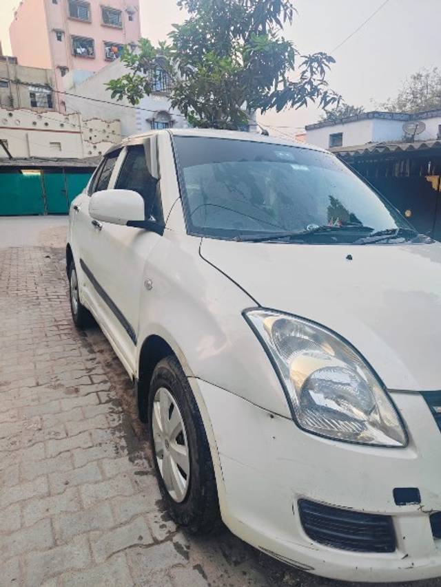 https://images10.gaadi.com/usedgaadi-sellcar/UsedCar/63dab06d-5de1-442a-89a0-d0621b17a285/5554f354-4659-4f6b-b0d4-8860ee79e581.jpeg?imwidth=6400