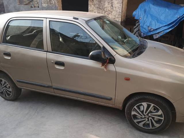 https://images10.gaadi.com/usedgaadi-sellcar/UsedCar/63e92c71-8f3e-410f-8739-9acec27e3d47/68439fca-ddc4-4986-ad0e-7ca59640b918.jpg?imwidth=6401