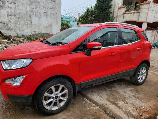 https://images10.gaadi.com/usedgaadi-sellcar/UsedCar/6403fbae-072a-4fc3-87f1-fe3425a20ca3/aa1f099c-5500-433d-814c-0f9f7b758559.jpg?imwidth=6400