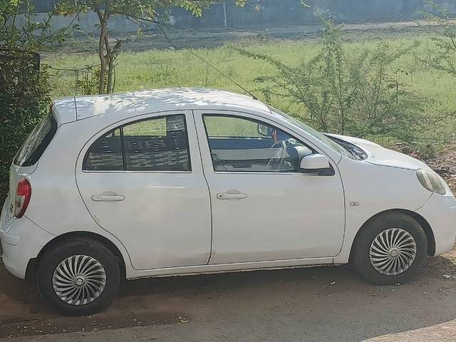 https://images10.gaadi.com/usedgaadi-sellcar/UsedCar/640ace7c-b925-4e7f-ad96-6aafc68f26da/5a01bfe3-f52b-4323-967e-bfa10f8de9d2.jpg?imwidth=6400