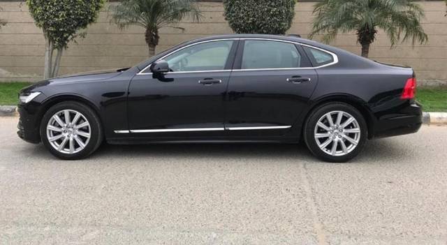 https://images10.gaadi.com/usedgaadi-sellcar/UsedCar/64883922-26a0-4dfb-be81-064e917094d0/fc873a32-c67f-40f0-9b80-67ef45753f26.jpeg?imwidth=6400