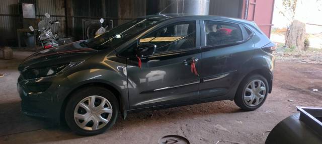 https://images10.gaadi.com/usedgaadi-sellcar/UsedCar/649853b6-5129-411a-bb8d-0953f41accd0/f7aac88f-fd51-4101-8f91-f5fbec0830be.jpg?imwidth=6401
