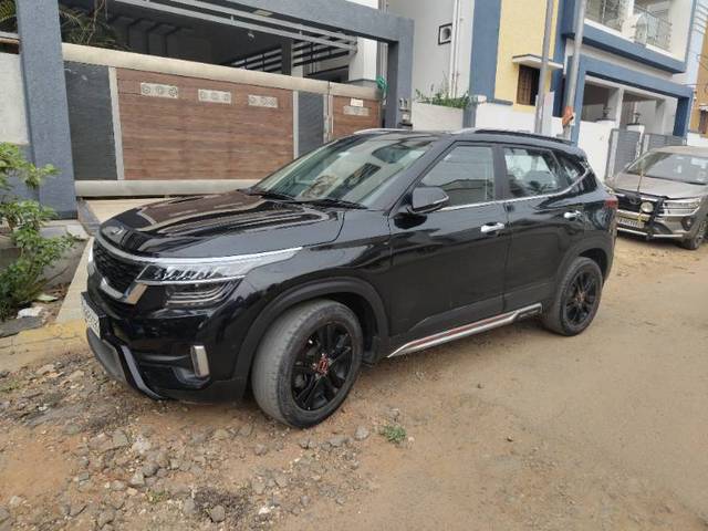 https://images10.gaadi.com/usedgaadi-sellcar/UsedCar/64acbf59-b490-44e6-acc0-fbe7974ed193/1b23843c-b9e1-4a98-a5f5-bb219215599a.jpg?imwidth=6400