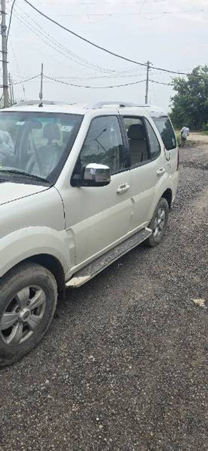 Tata Safari Storme LX