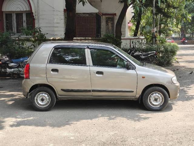 https://images10.gaadi.com/usedgaadi-sellcar/UsedCar/64be25f4-b824-486f-9b9b-bb714f868ed0/582775af-6baf-43e1-a80a-2c8523e8d3a4.jpeg?imwidth=6401