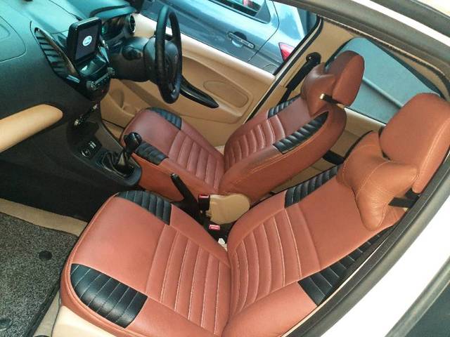 https://images10.gaadi.com/usedgaadi-sellcar/UsedCar/64fd8147-615d-41e1-8dd9-e04f277bf675/55d21546-bcb0-4a46-8e93-fbc56417bdd8.jpg?imwidth=6402