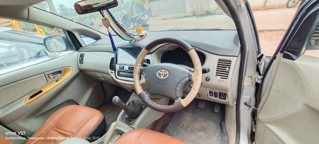 https://images10.gaadi.com/usedgaadi-sellcar/UsedCar/65120e72-688b-47f1-8455-c93a761178c3/b5690566-f4a3-4650-9265-329f09c564d7.jpg?imwidth=6402