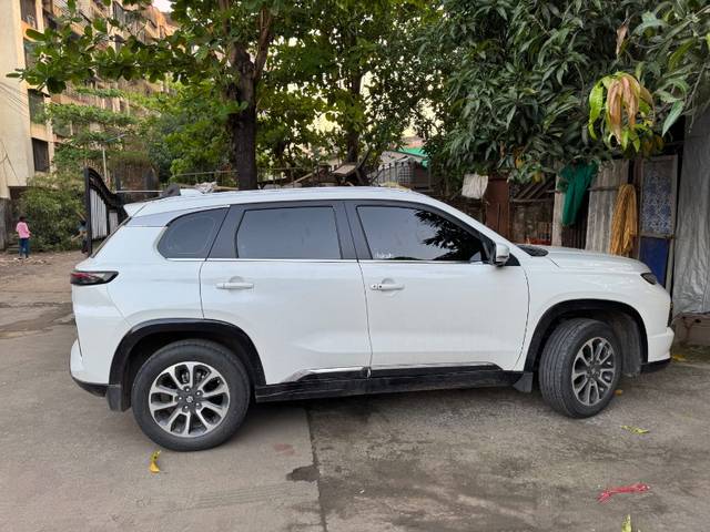 https://images10.gaadi.com/usedgaadi-sellcar/UsedCar/655f1ad8-e640-4746-a36f-36dea932e9ca/e26e97d2-bb10-4e1e-b0a1-ad5c5a363ece.jpg?imwidth=6401