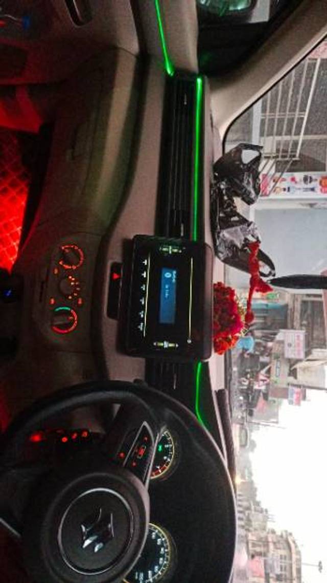 https://images10.gaadi.com/usedgaadi-sellcar/UsedCar/66118f4d-1183-44d6-ad90-18ec6472472a/50ffbba5-bb8f-4010-83a1-48ddbeaa9e54.jpg?imwidth=6402