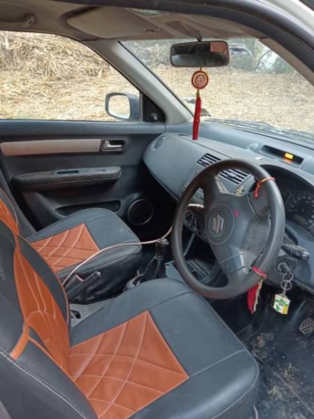 https://images10.gaadi.com/usedgaadi-sellcar/UsedCar/66484ca4-7646-40d0-a485-ca7e444759a5/bc111f1c-18a0-4f13-a692-0ca5105c60c1.jpg?imwidth=6401