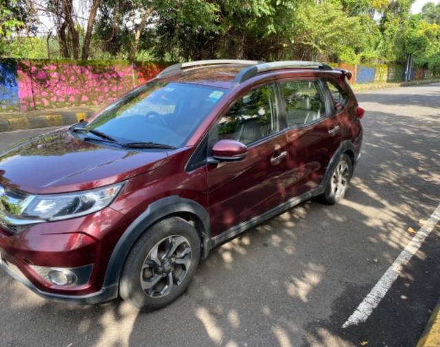 https://images10.gaadi.com/usedgaadi-sellcar/UsedCar/66a34d6d-6feb-46b5-a435-1b5af0f92558/f622c624-56ab-4a01-9b83-4566331ac46b.jpeg?imwidth=6400