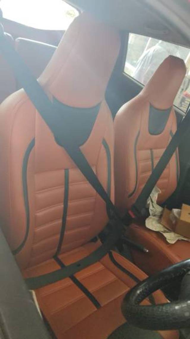 https://images10.gaadi.com/usedgaadi-sellcar/UsedCar/66b8c3ae-443e-48e3-a4df-0adda4e4f6db/2285ced4-c555-44a1-8a0d-354cefd45ff9.jpg?imwidth=6402