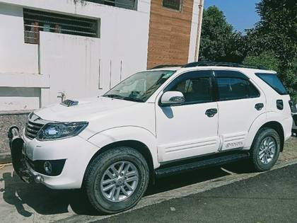 Toyota Fortuner 4x4 MT Toyota Fortuner 4x4 MT