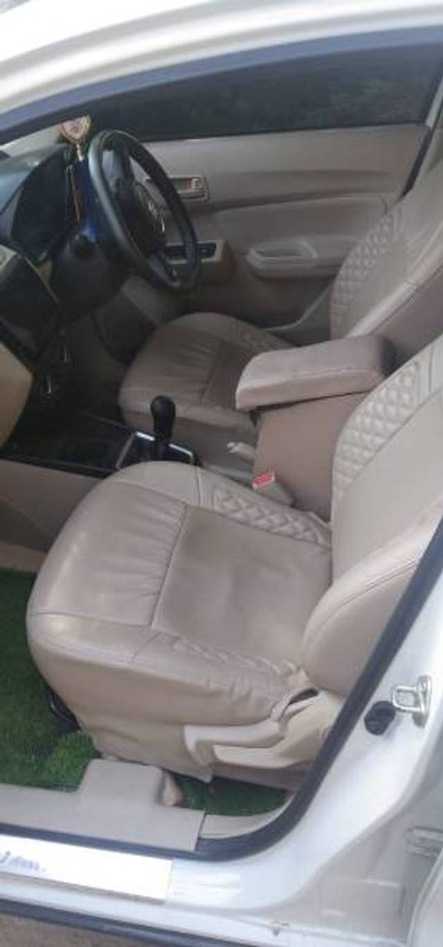 https://images10.gaadi.com/usedgaadi-sellcar/UsedCar/66c731a9-e346-43ce-a435-5ffb8b053a4e/77aec5fe-041e-4787-b9d0-b5d03cf746c6.jpg?imwidth=6401