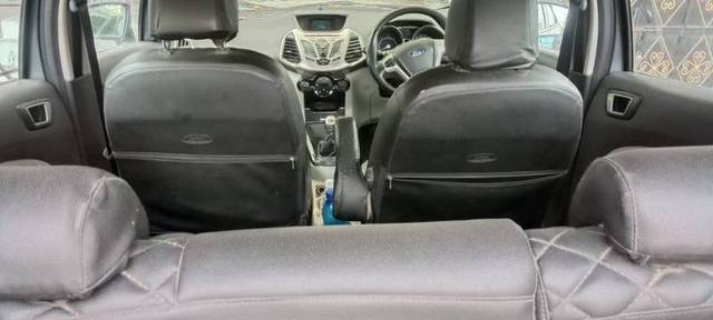 https://images10.gaadi.com/usedgaadi-sellcar/UsedCar/66f0121b-1ac8-43d3-90ee-40deaab706f8/9cd9fb43-3f43-471e-ade4-321b8c0b241d.jpg?imwidth=6402
