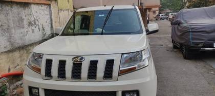 Mahindra TUV 300 T6 Plus BSIV Mahindra TUV 300 T6 Plus BSIV