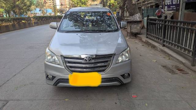 https://images10.gaadi.com/usedgaadi-sellcar/UsedCar/67262fb0-14a3-4fcf-873e-75c24cd7cc33/b0d3f23a-6da0-4252-a004-59bc1941a546.jpg?imwidth=6400