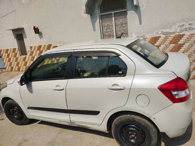 https://images10.gaadi.com/usedgaadi-sellcar/UsedCar/6727e369-73ec-4151-baff-a852a3b037d9/fa13ba40-b0b4-4ff2-a1a6-10dfcfdabdbb.jpg?imwidth=6402