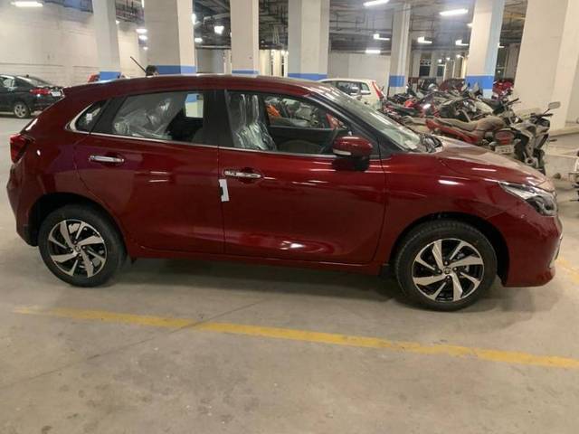 https://images10.gaadi.com/usedgaadi-sellcar/UsedCar/674a76bb-9498-4a29-90b3-2048e8c6481d/2253dad6-0f15-4d5d-99f8-98696a5925ad.JPG?imwidth=6401