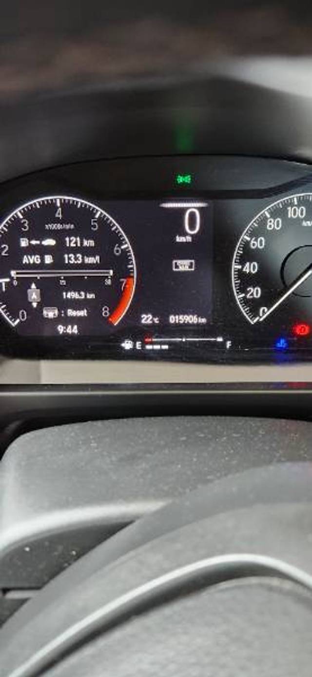 https://images10.gaadi.com/usedgaadi-sellcar/UsedCar/675ca3e0-3bfe-4ae5-bca5-2df0240ed5ad/35b2e960-0dd2-42e1-8eb6-02c87358b240.jpg?imwidth=6401