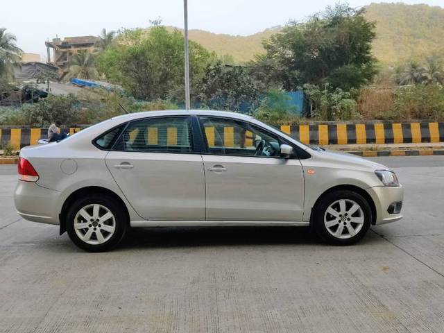 https://images10.gaadi.com/usedgaadi-sellcar/UsedCar/6799dfe5-eba6-4d1b-ba0d-5f45a6299198/52b14deb-fee9-45a4-be7f-b5d460012b2a.jpg?imwidth=6401