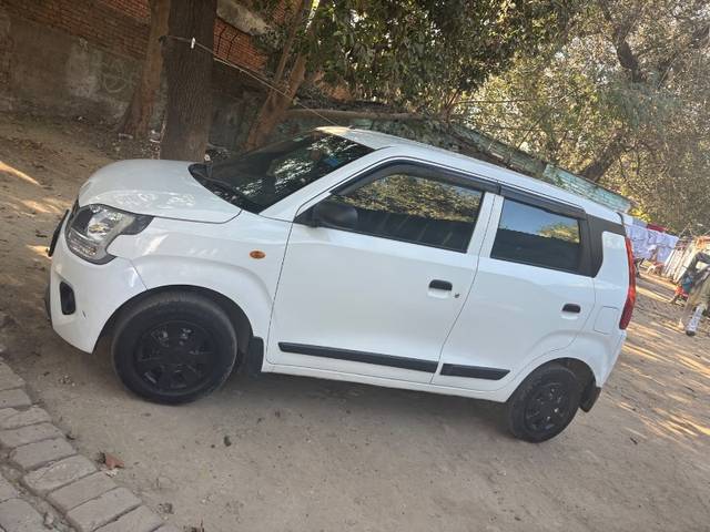 https://images10.gaadi.com/usedgaadi-sellcar/UsedCar/682823ee-5118-4ff6-b746-52cc670d1901/9efa6b64-d405-4d53-8b96-905888fac514.jpeg?imwidth=6400