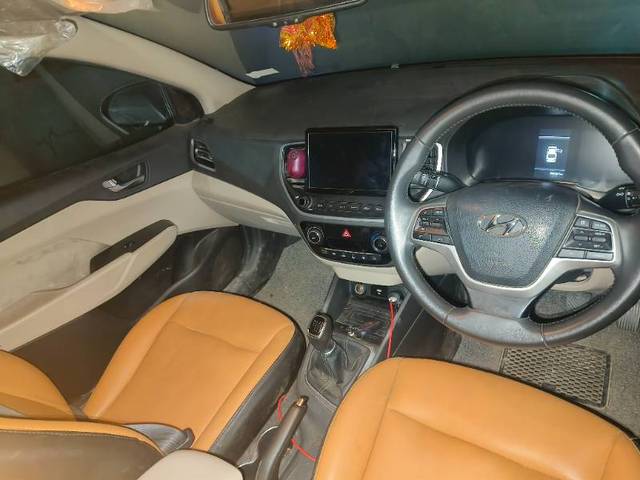 https://images10.gaadi.com/usedgaadi-sellcar/UsedCar/685de689-4f27-465f-b35d-365a4d45ccbd/6b236674-587f-43cb-98ad-c3d59c0f72e8.jpg?imwidth=6401