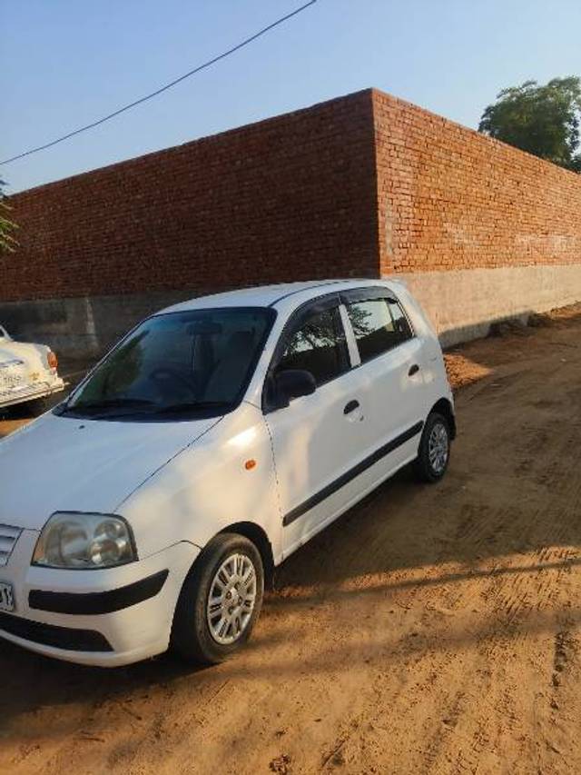 https://images10.gaadi.com/usedgaadi-sellcar/UsedCar/68e21cd7-17b7-4cd9-afef-3c5fab452cec/c6f7aa05-273b-41a3-9933-7029c0fafd26.jpg?imwidth=6402