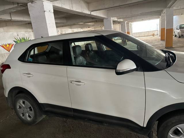 https://images10.gaadi.com/usedgaadi-sellcar/UsedCar/68e50ed9-c83d-4a83-af0f-449bc8f8dc71/0c274a95-7405-438f-ac72-72c6036f39f4.jpeg?imwidth=6401