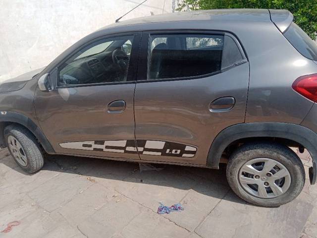 https://images10.gaadi.com/usedgaadi-sellcar/UsedCar/69431a56-f272-4af6-b6d6-6b91bab90a78/9e347c02-a288-4641-b5b3-e0badf93854f.jpg?imwidth=6400