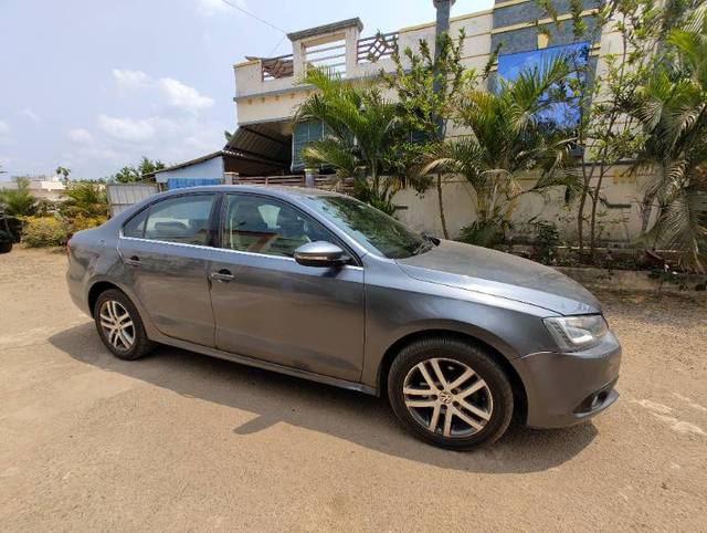 https://images10.gaadi.com/usedgaadi-sellcar/UsedCar/69446b1e-57cb-4e2e-83e9-07416808c55e/829762b3-0ba6-49b4-85b8-eda83c7345b7.jpg?imwidth=6400