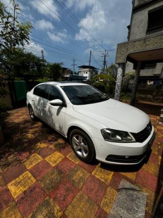 Volkswagen Passat 2010-2014 Volkswagen Passat Diesel Comfortline AT