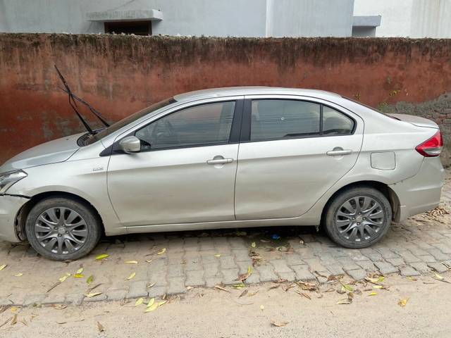 https://images10.gaadi.com/usedgaadi-sellcar/UsedCar/6a0b6f49-78a9-49c0-b93c-0af2116e0f95/70e4291b-73fc-4de3-9c2c-1ccf5f913e27.jpeg?imwidth=6401