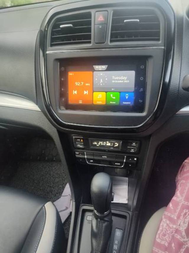 https://images10.gaadi.com/usedgaadi-sellcar/UsedCar/6a2fbc75-91e5-4feb-bc59-263cc5f0b556/89bf5816-0431-482f-b74a-bffdd38191e0.jpg?imwidth=6401