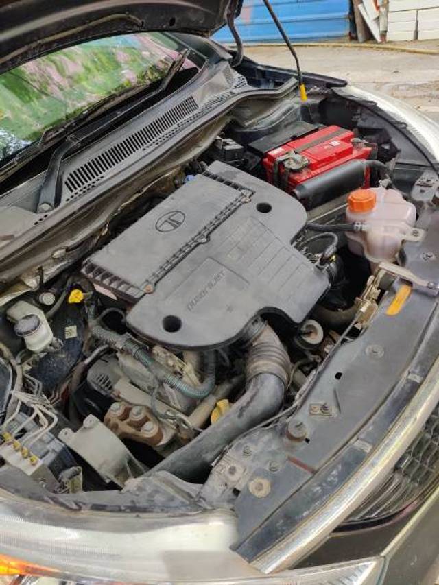 https://images10.gaadi.com/usedgaadi-sellcar/UsedCar/6a39b026-0d38-4942-ab72-d6592adae8d6/c93e9d35-d320-473a-86c6-018a169b40f4.jpg?imwidth=6401