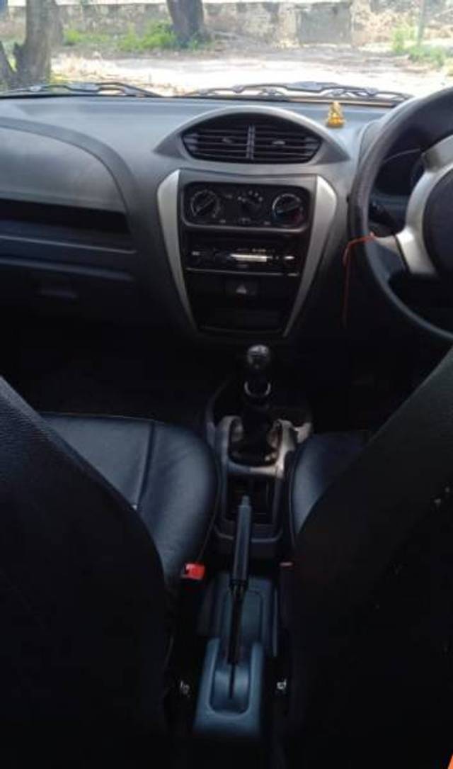 https://images10.gaadi.com/usedgaadi-sellcar/UsedCar/6a6e6d80-98ac-4770-a784-c0f617372365/22f3f302-cc76-49d9-b953-f4f9c7fb5940.jpg?imwidth=6402
